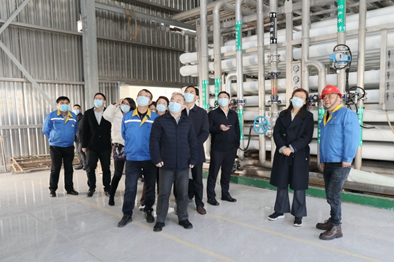 2022年12月15日，時(shí)任浙江省發(fā)展改革委黨組成員、副主任吳紅梅蒞臨景興紙業(yè)調(diào)研企業(yè)用能、節(jié)能工作